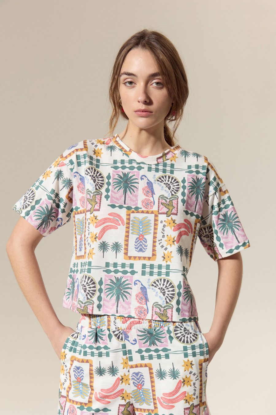 Remera Tropicalia